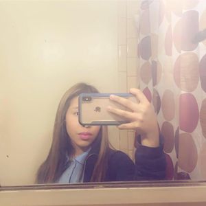 Meet your Posher, Nicole